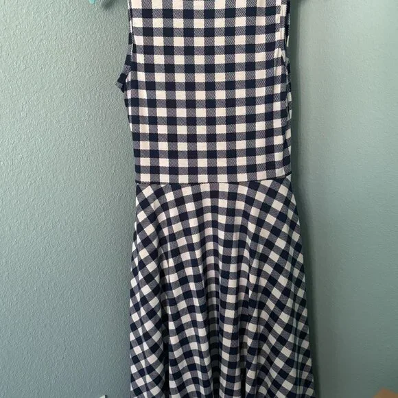 LuLaRoe Nicki Dress - Medium - Picture 4 of 4